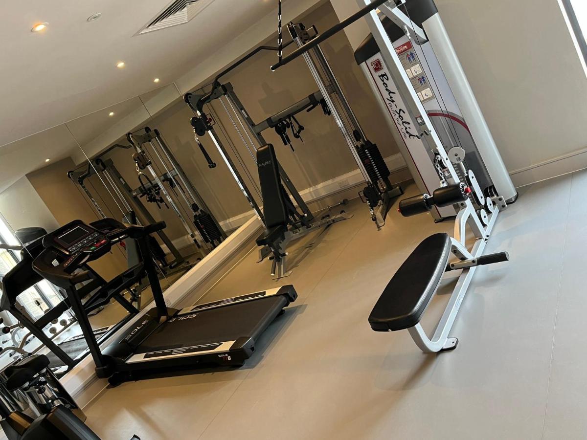 Boulevard Hotel Blackpool Exterior foto A home gym